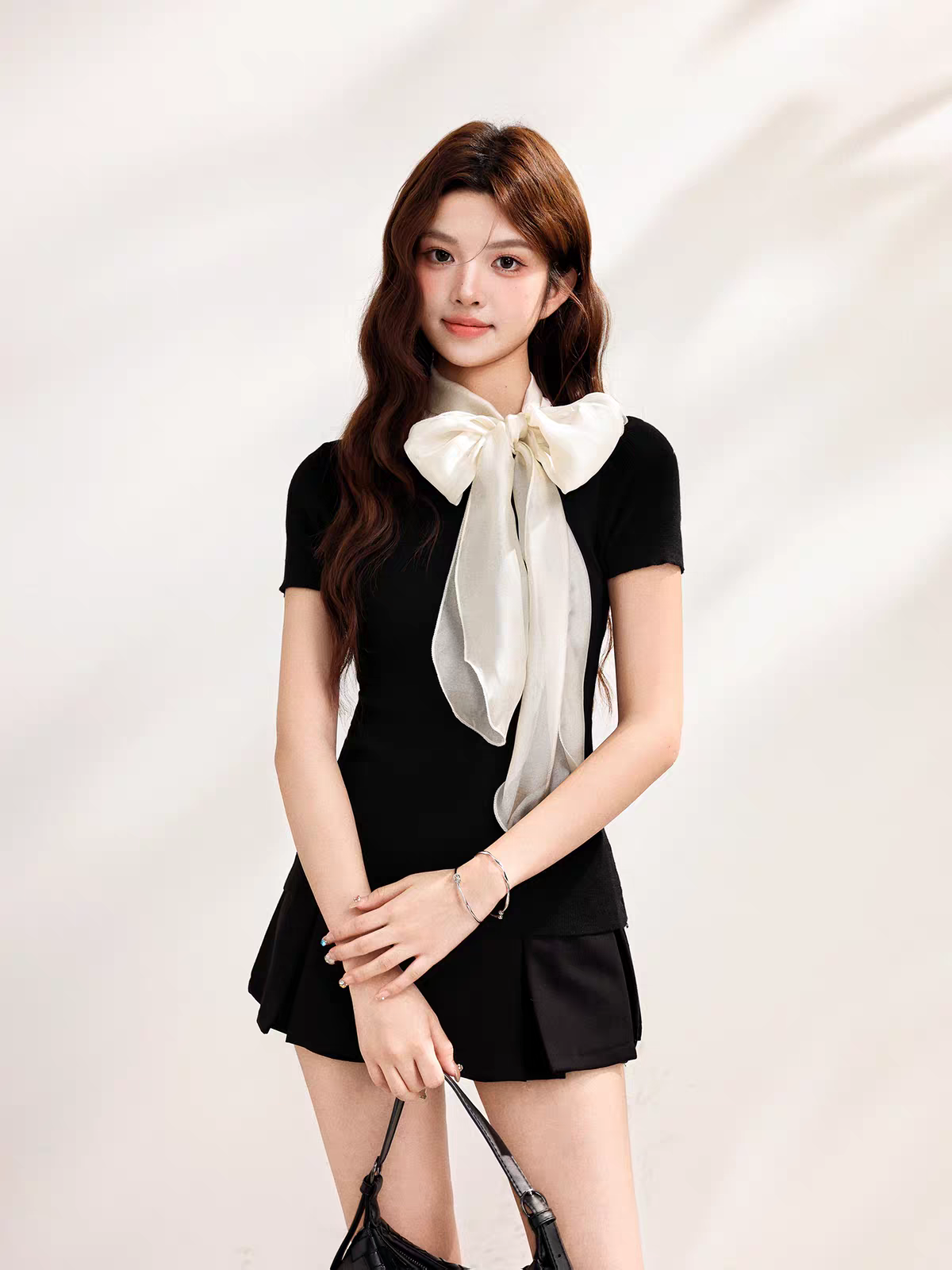 The Eloise Bow Top